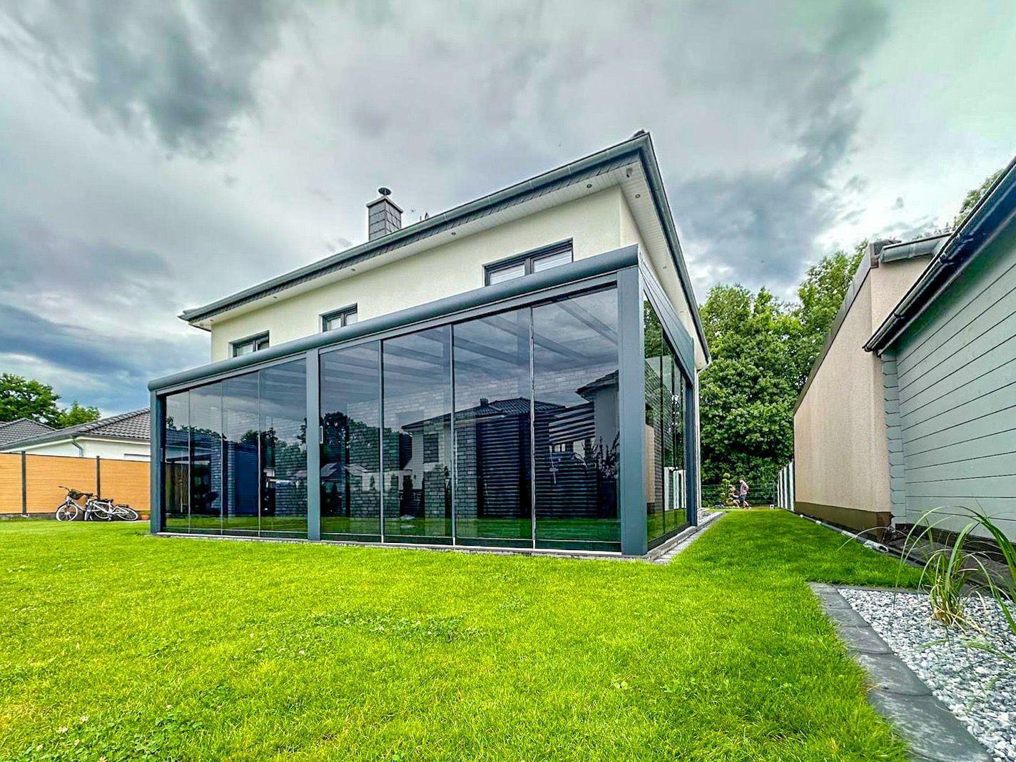 Terrasse mit Glassystem