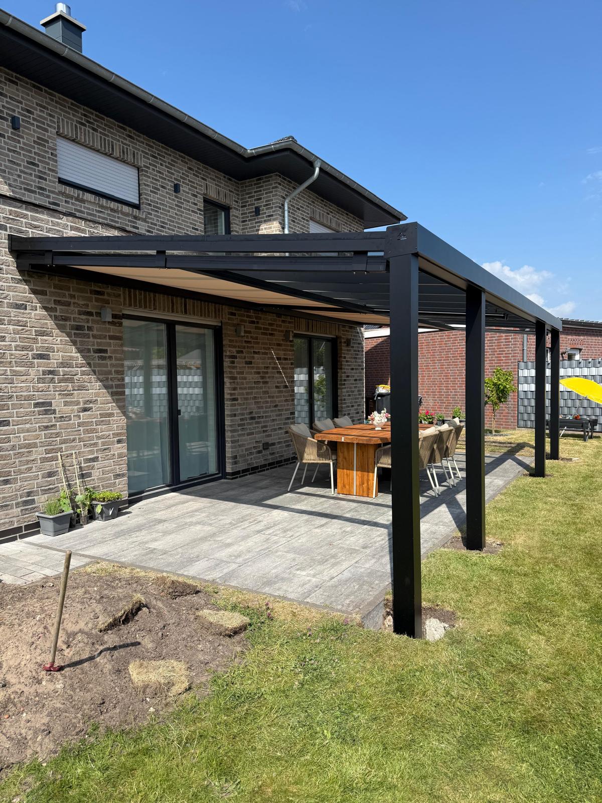 terasa, strecha s markízou